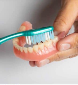 prótesis-dental-removible-cuidados